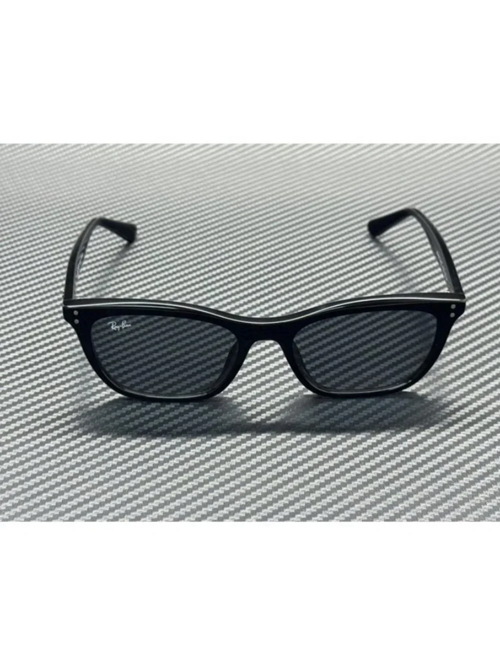 New Ray-Ban Men Black Sunglasses 54-18-145